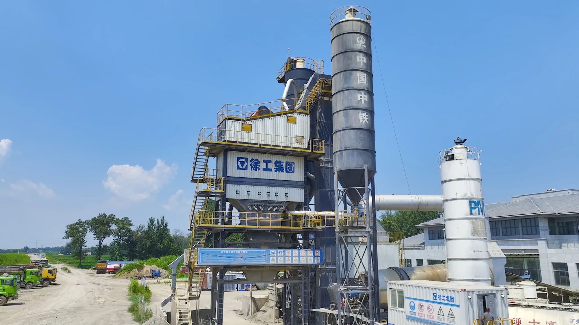 5000型！助力河南高速建設(shè)！
